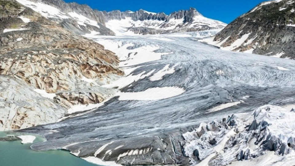 जब धरती बनी थी बर्फ का गोला जब धरती बनी थी बर्फ का गोला