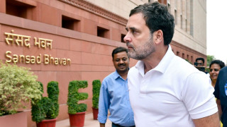 पीएम मोदी घबराए हुए हैं, अमेरिका के दबाव में आकर देश के हितों से समझौता किया...राहुल गांधी ने ट्रेड डील पर उठाए कई सवाल