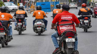 न्यू ईयर पार्टी पर संकट! गिग वर्कर्स की हड़ताल से Swiggy, Zomato और Zepto की डिलीवरी ठप होने का खतरा न्यू ईयर पार्टी पर संकट! गिग वर्कर्स की हड़ताल से Swiggy, Zomato और Zepto की डिलीवरी ठप होने का खतरा