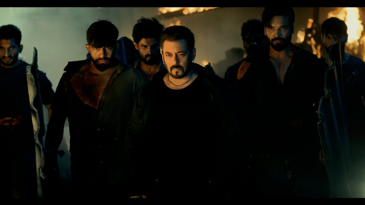 'जो दिलों पर करता है राज, वही कहलाता है सिकंदर' – सलमान खान ने किया कमाल, 4 दिन का काम सिर्फ 2 दिन में निपटाया!