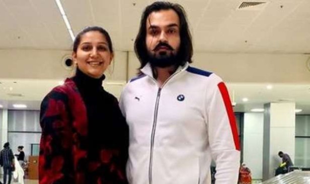 हरियाणवी क्वीन सपना चौधरी पति वीर साहू संग हुईं बेहद रोमांटिक _jbt_news