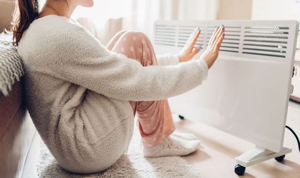 जान लें सर्दियों में रूम हीटर और ब्लोवर ऑन करके सोना होता है कितना खतरनाक

