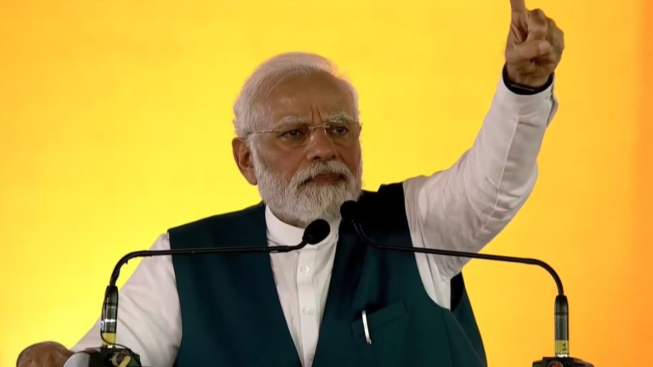 The people of the country...the people of Karnataka have faith in the lotus blossoming, said PM Modi in Karnataka